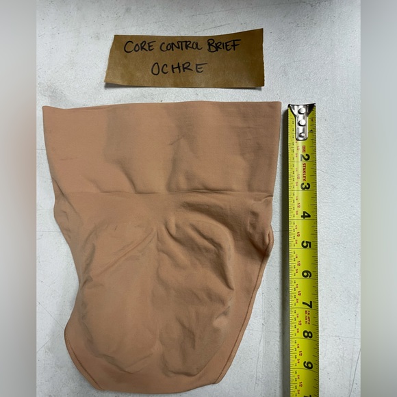 SKIMS - CORE CONTROL BRIEF - Picture 7 of 9